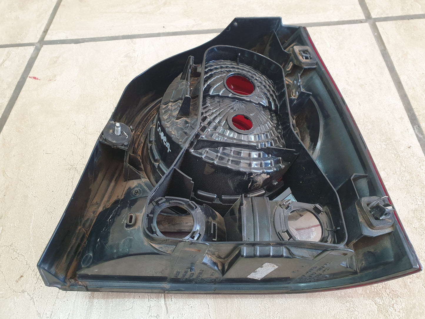 Volkswagen Polo 2015 Left Taillight