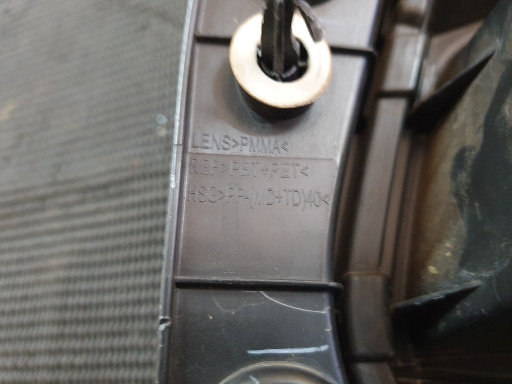 Suzuki S-Presso Left Taillight