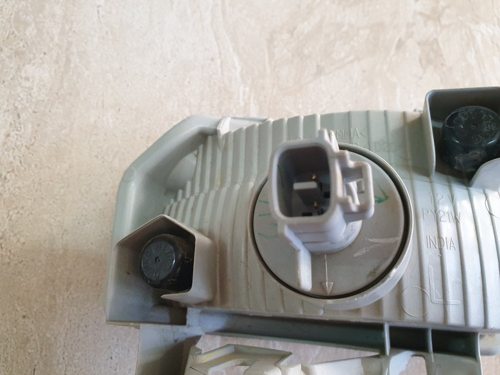 Toyota Etios 2013, 2014, 2015, 2016, front indicator Left Front Turn Signal Light