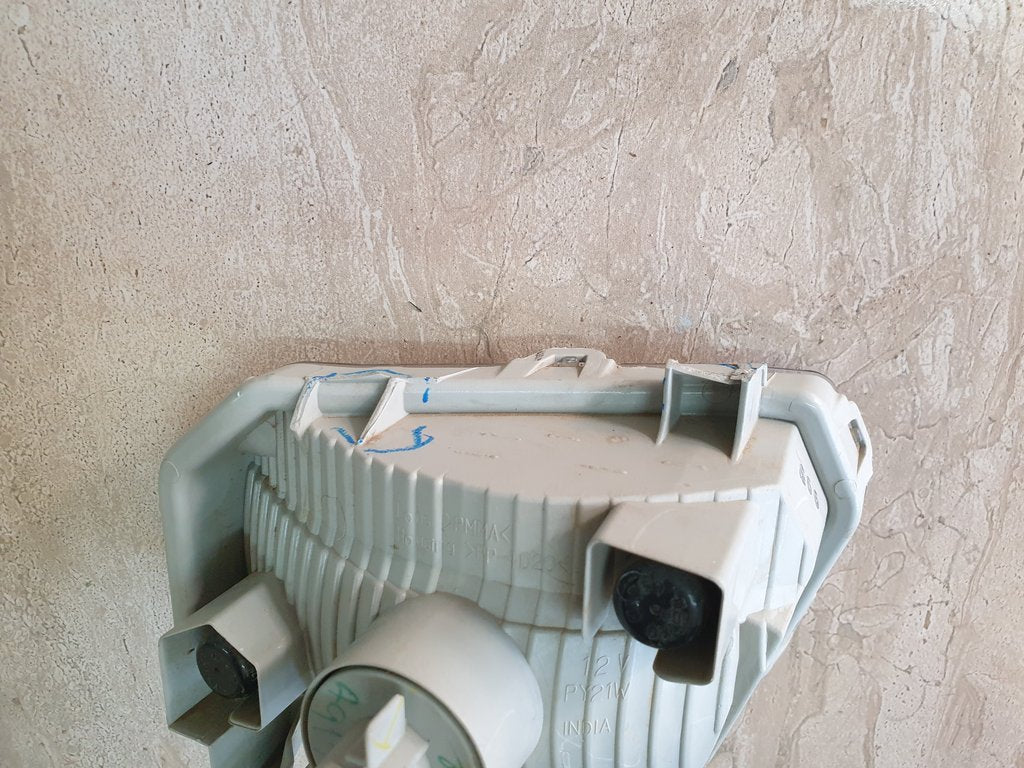 Toyota Etios 2013, 2014, 2015, 2016, front indicator Left Front Turn Signal Light