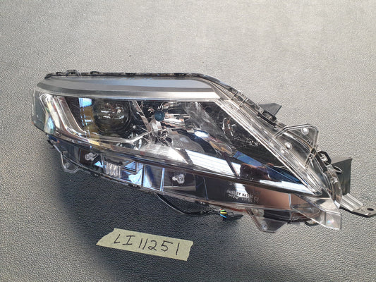Mitsubishi Triton Right Headlight