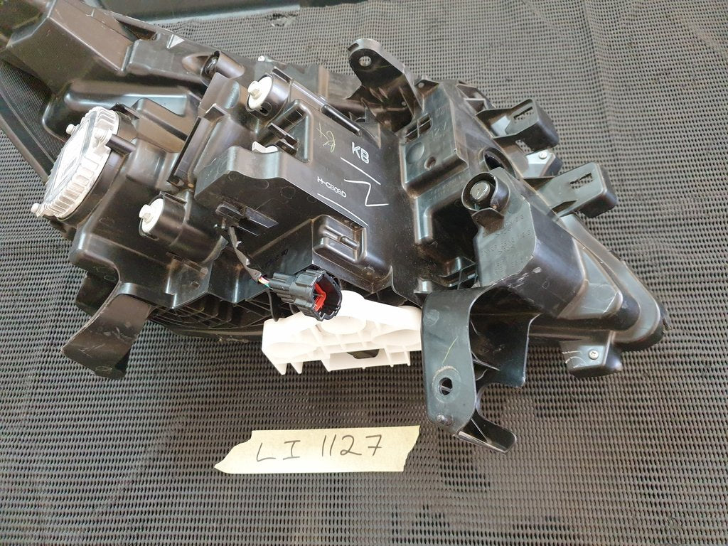Nissan Navara Left Headlight