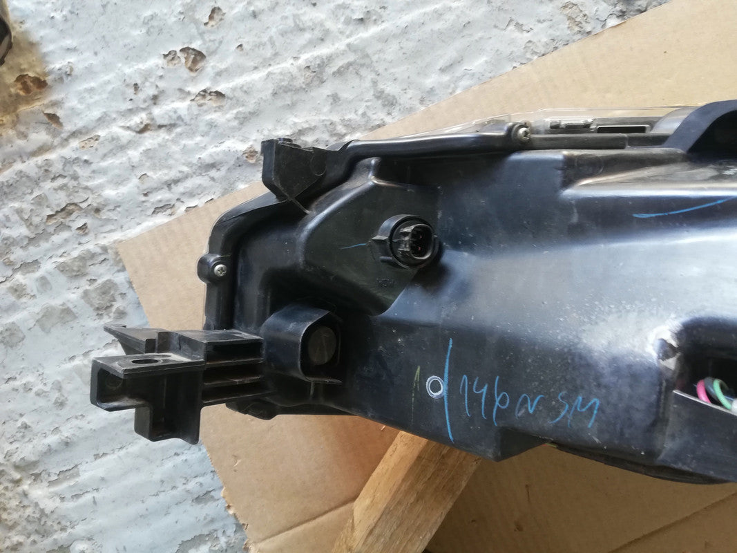 Toyota Fortuner 2016, 2017 Right Headlight