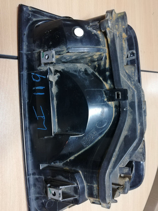 Volkswagen Amarok Left Taillight