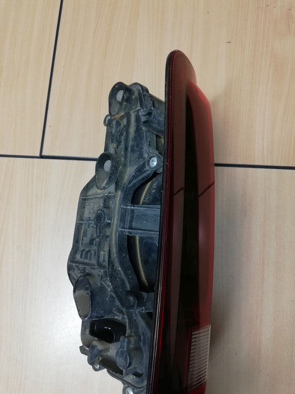 Volkswagen Amarok Left Taillight
