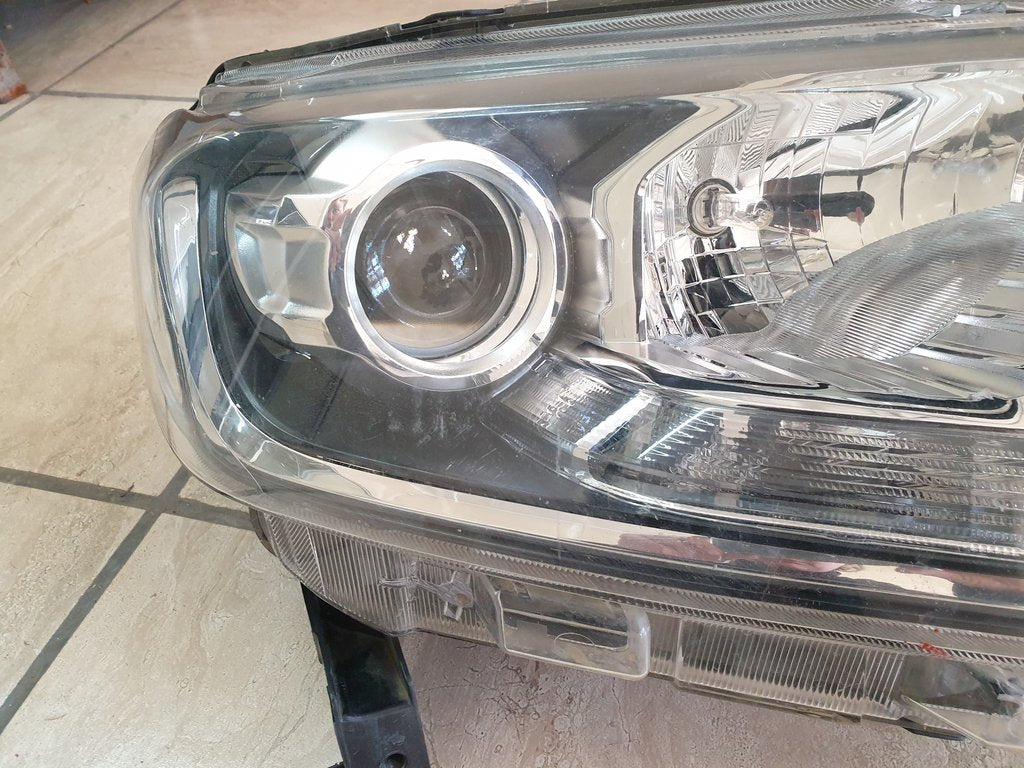 Ford Ranger Everest 2015, 2016, 2017, 2018, 2019 Right Headlight