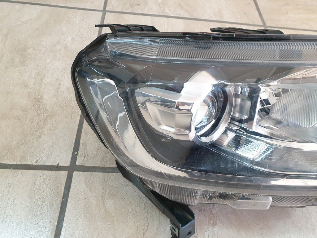 Ford Ranger Everest 2015, 2016, 2017, 2018, 2019 Right Headlight