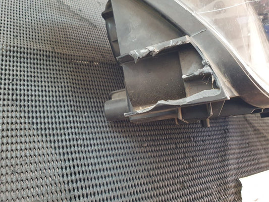 Nissan Qashqai 2010, 2011, 2012, 2013 Right Headlight