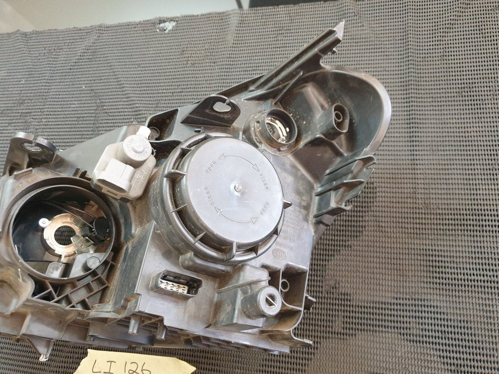 Nissan Qashqai 2010, 2011, 2012, 2013 Right Headlight