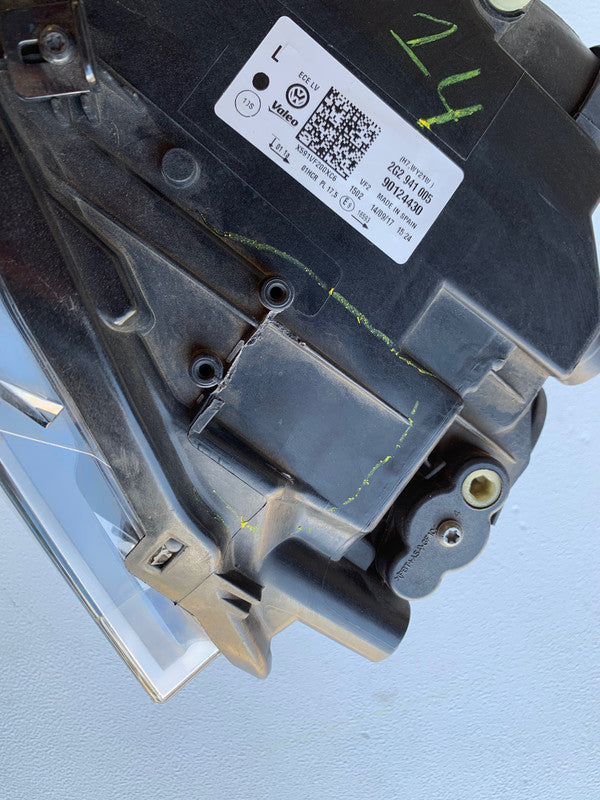 Volkswagen Polo Left Headlight