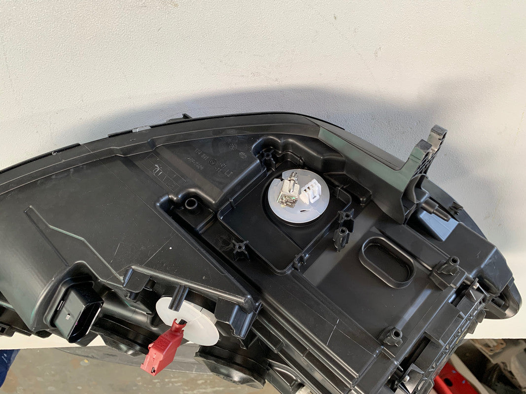 Audi A6 4G C7 Left Headlight
