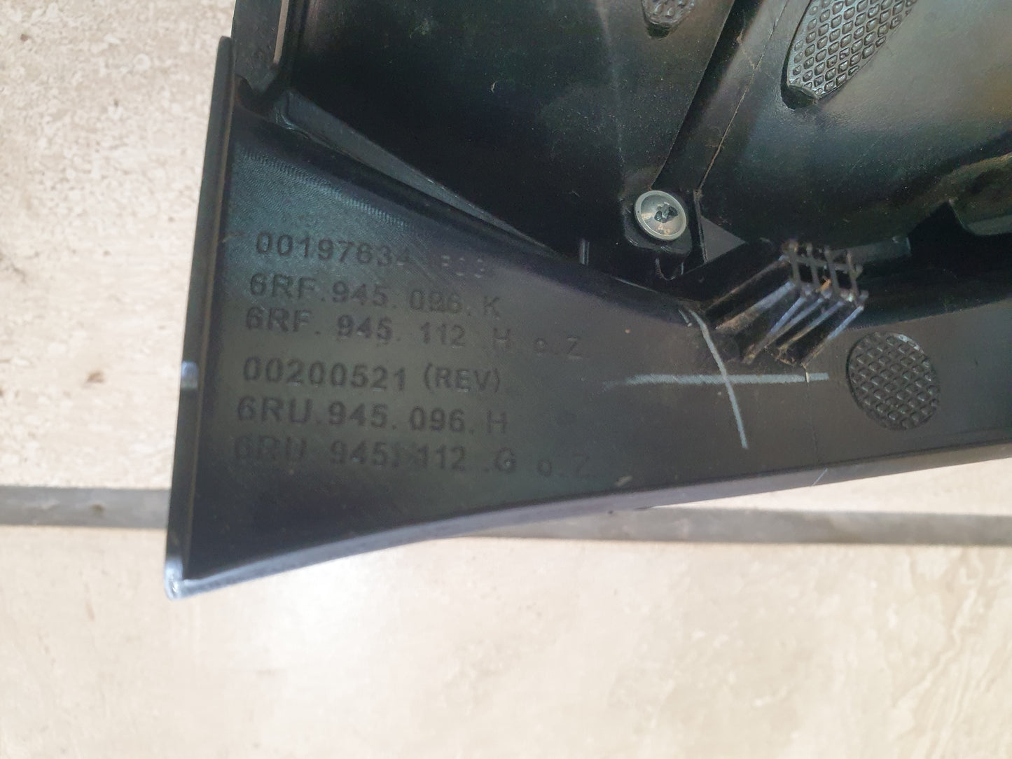 Volkswagen Polo 2018 Right Taillight