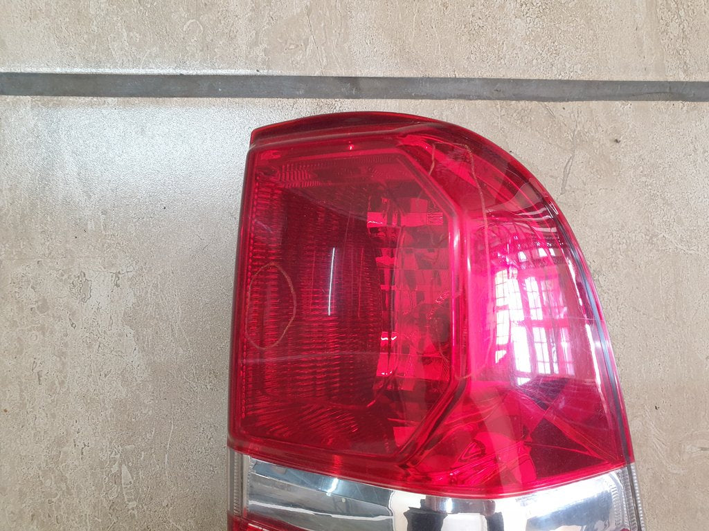 Toyota Hilux D4D Right Taillight