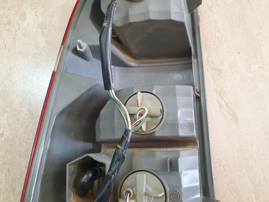 Toyota Hilux D4D Right Taillight