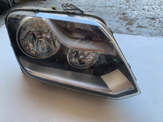 Volkswagen Amarok Right Headlight