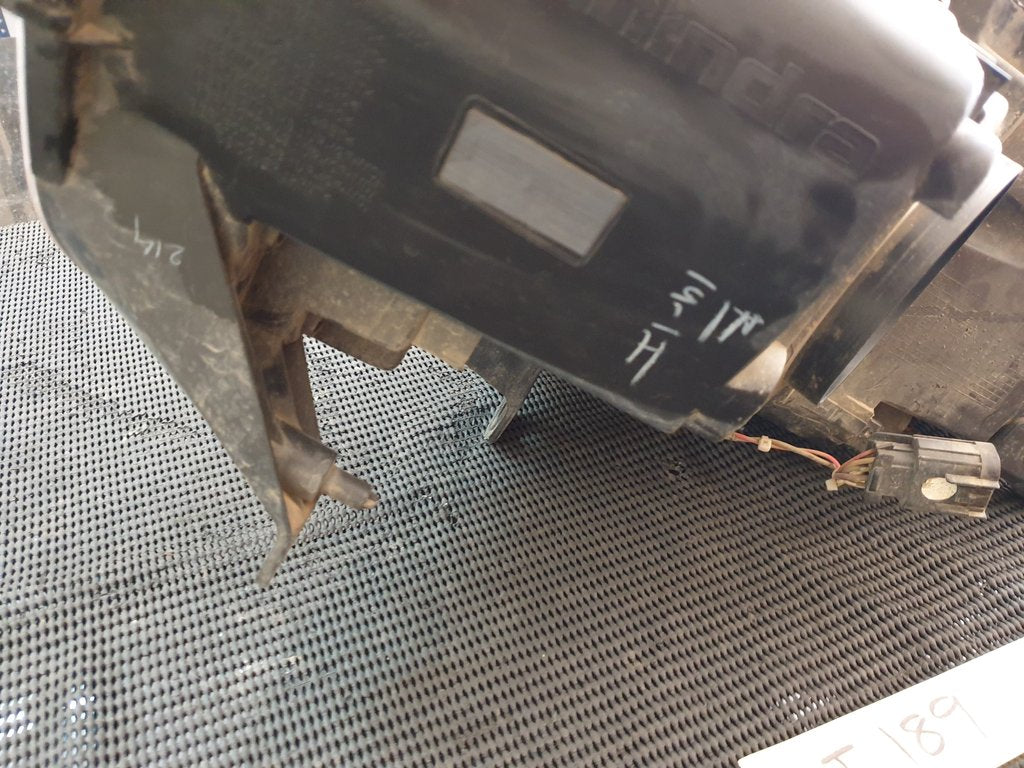 Mahindra Scorpio Right Headlight
