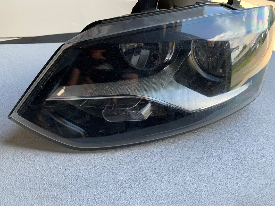 Volkswagen Polo Left Headlight