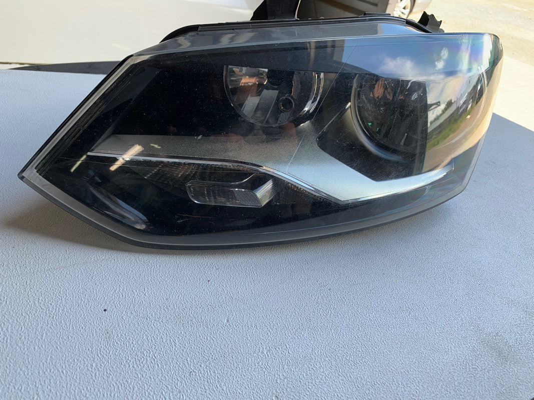 Volkswagen Polo Left Headlight