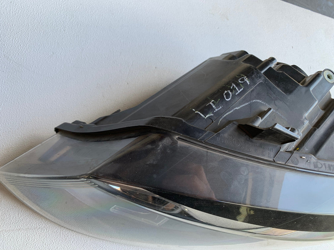Volkswagen Polo Left Headlight