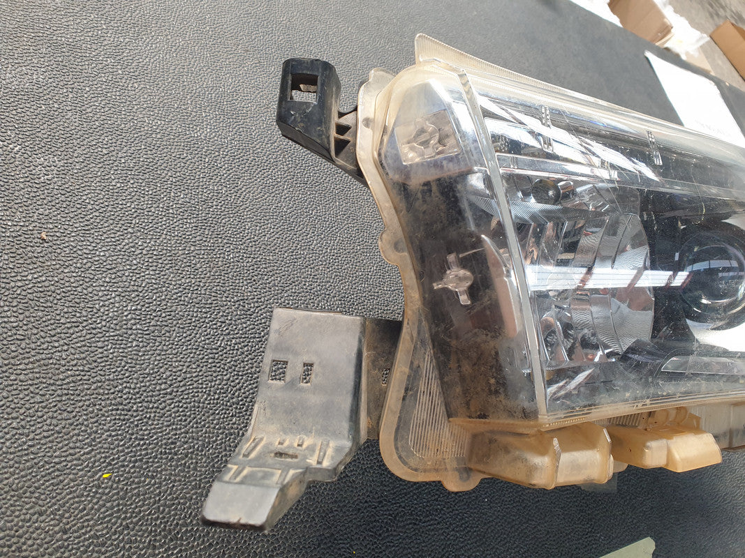 Toyota Hilux Left Headlight