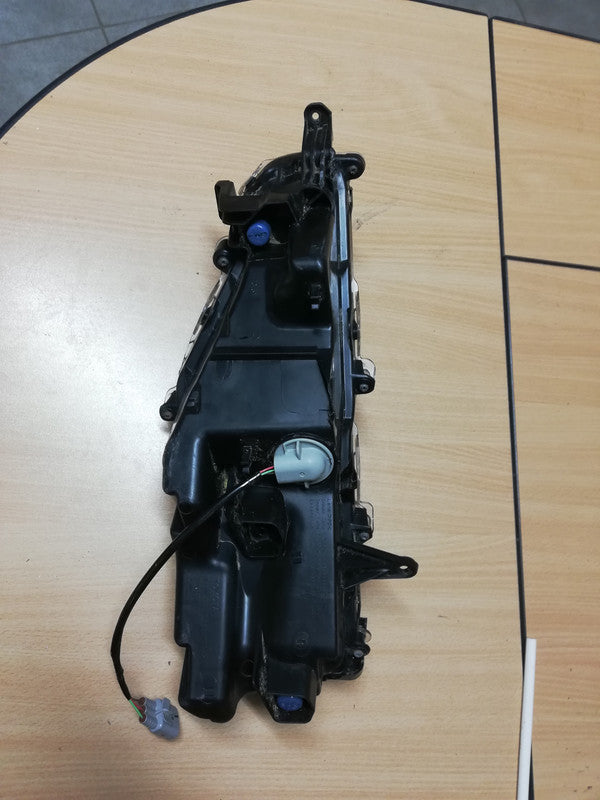 Toyota Fortuner 2021, 2022, Front bumper indicator, turn signal Right Front Day Time Running Light