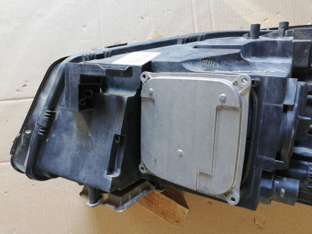 Mercedes-Benz CLA W117 Right Headlight