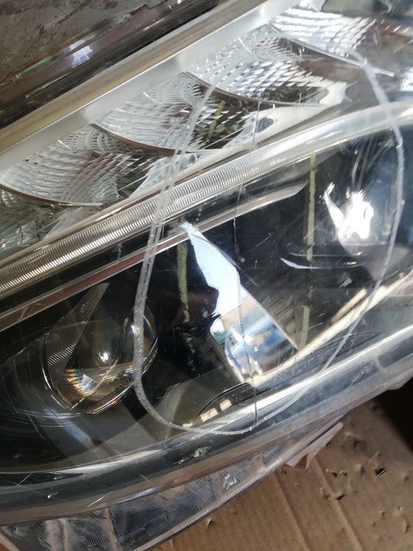 Mercedes-Benz V-Class W447, 2015, 2016, 2017, 2018, 2019 Right Headlight