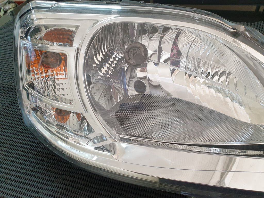Nissan NP200 Right Headlight