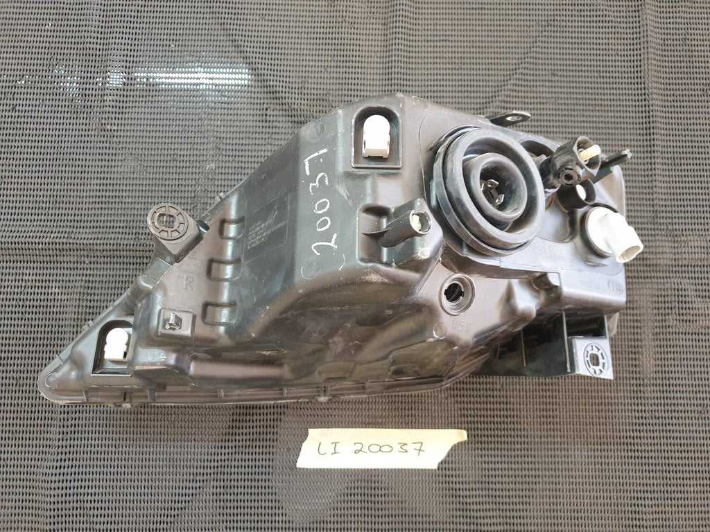 Nissan NP200 Right Headlight