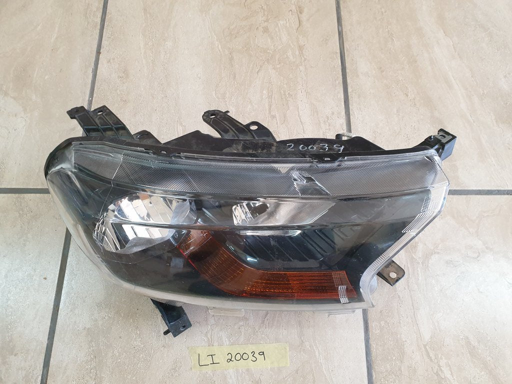 Ford Ranger T6 T7 Right Headlight