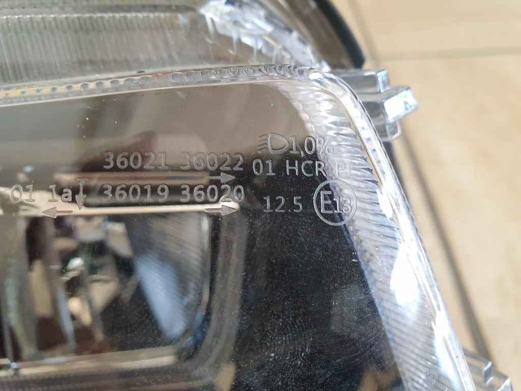 Hyundai Tucson 2022, 2023, 2024 Right Headlight