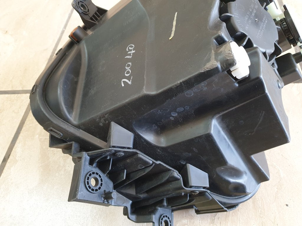 Hyundai Tucson 2022, 2023, 2024 Right Headlight