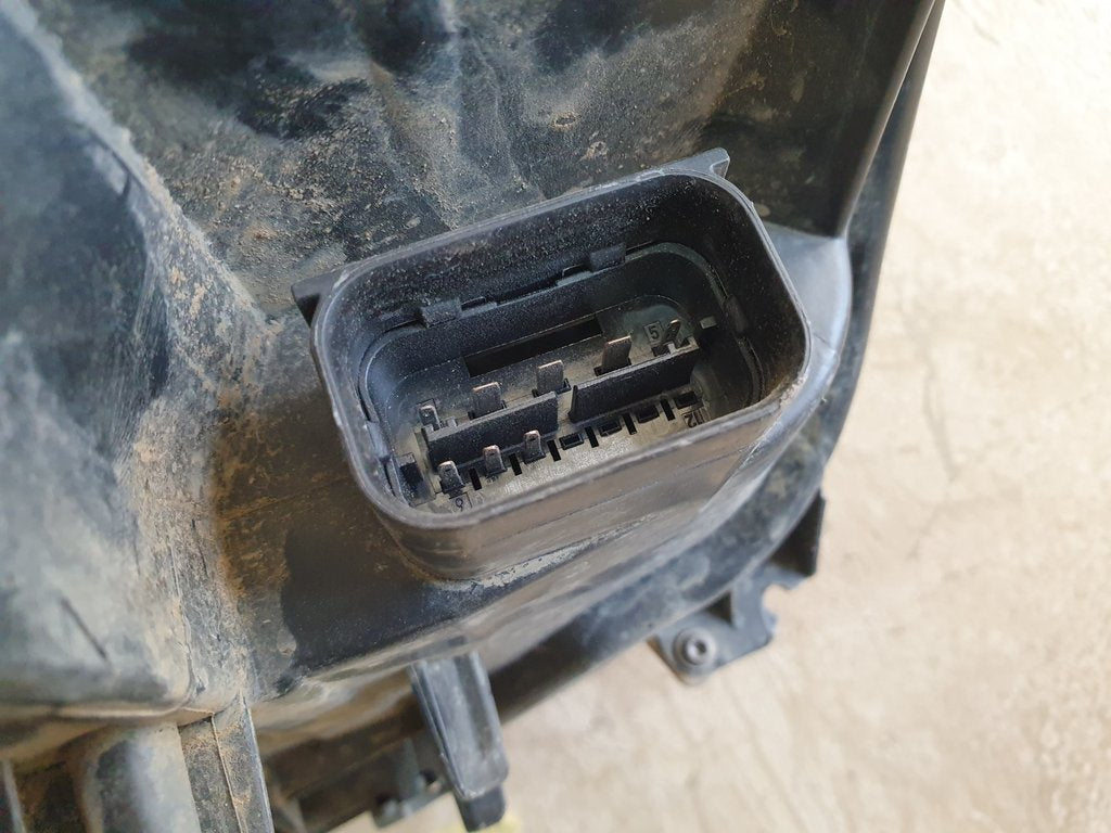 BMW 3 Series F31 Right Headlight
