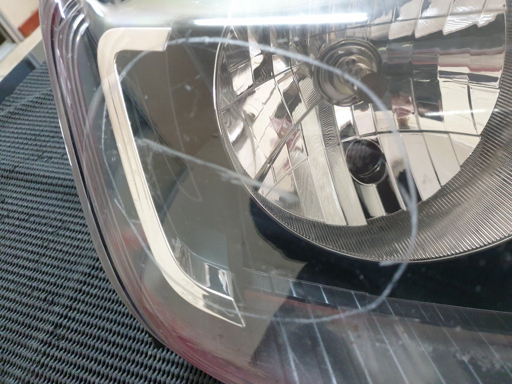 Renault Kwid Right Headlight
