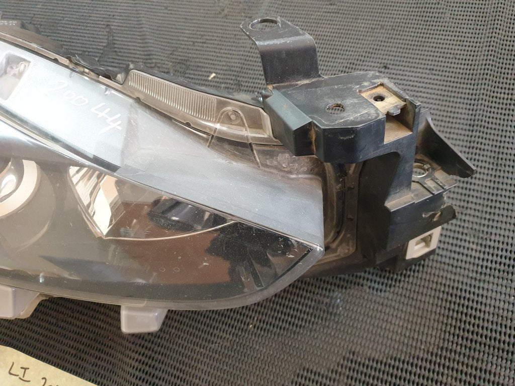 Mazda 3 Right Headlight