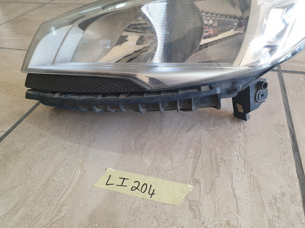 Ford Kuga 2 Left Headlight