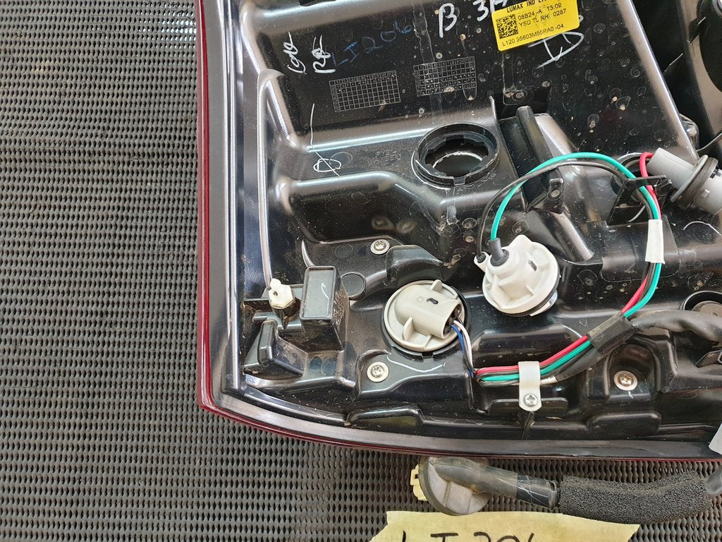 Suzuki Swift 3 Right Taillight