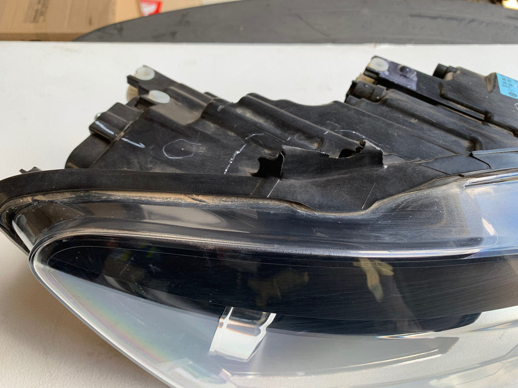 Volkswagen Polo Right Headlight