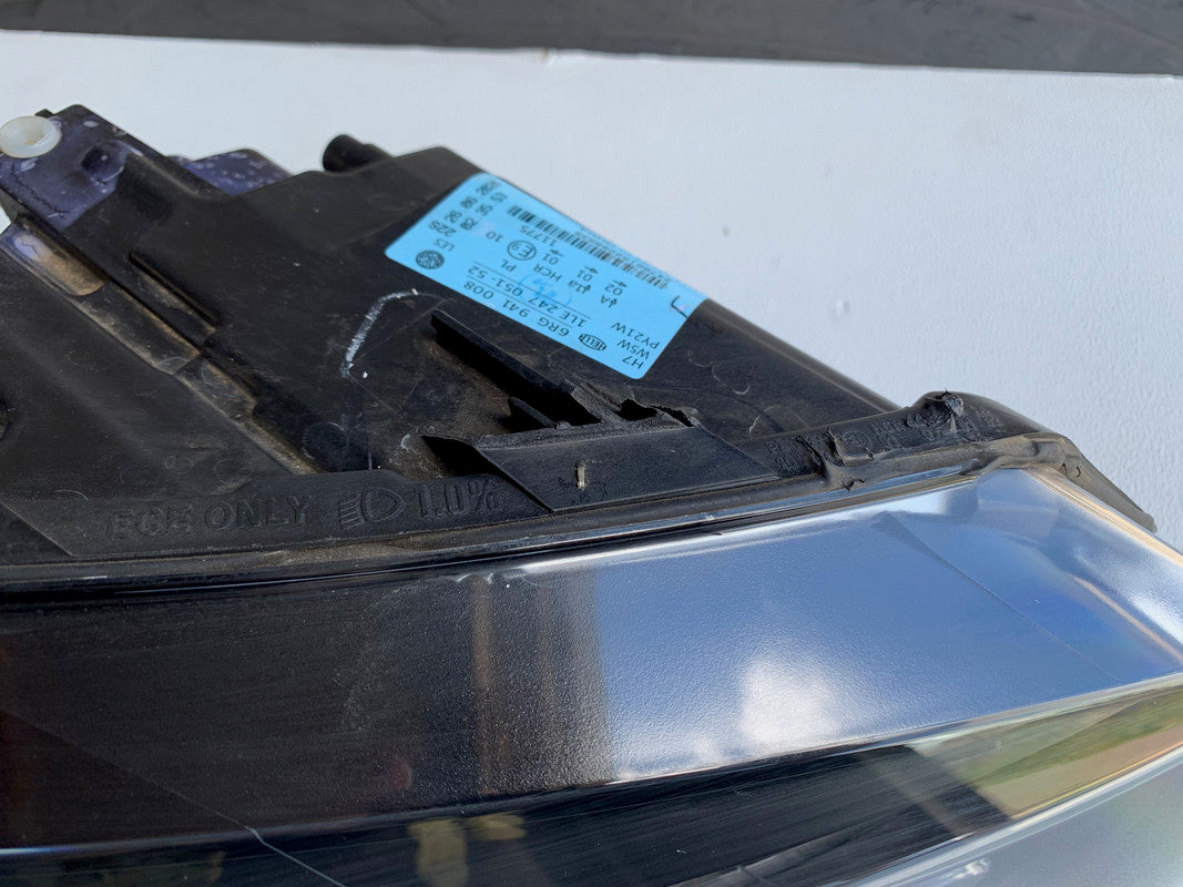 Volkswagen Polo Right Headlight