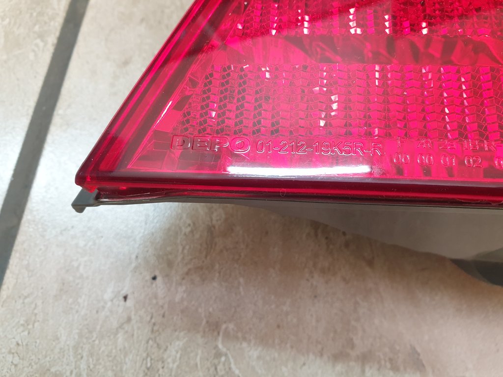 Toyota Corolla Right Taillight