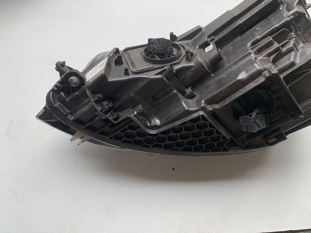 Volkswagen Golf 7.5 R VW Headlight Right Headlight