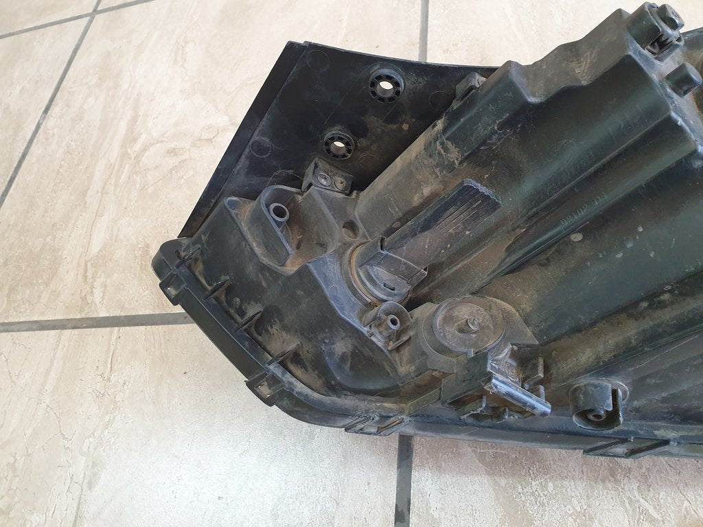Hyundai Tucson 2016, 2017, 2018 Right Headlight