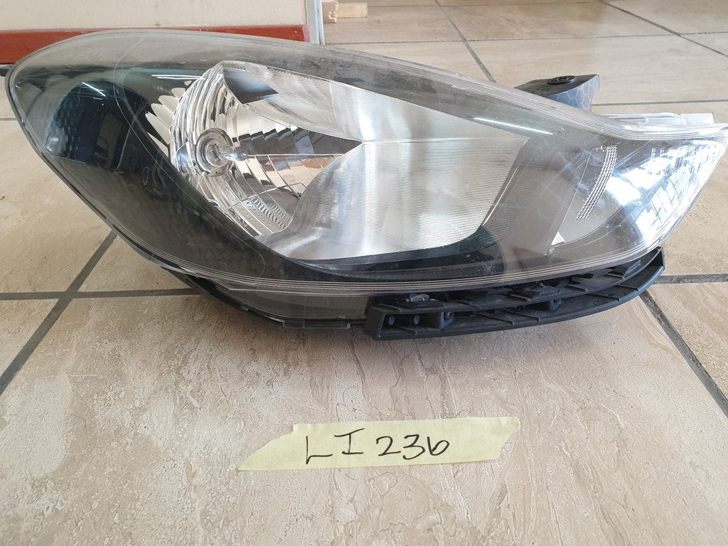 Hyundai I20 Right Headlight