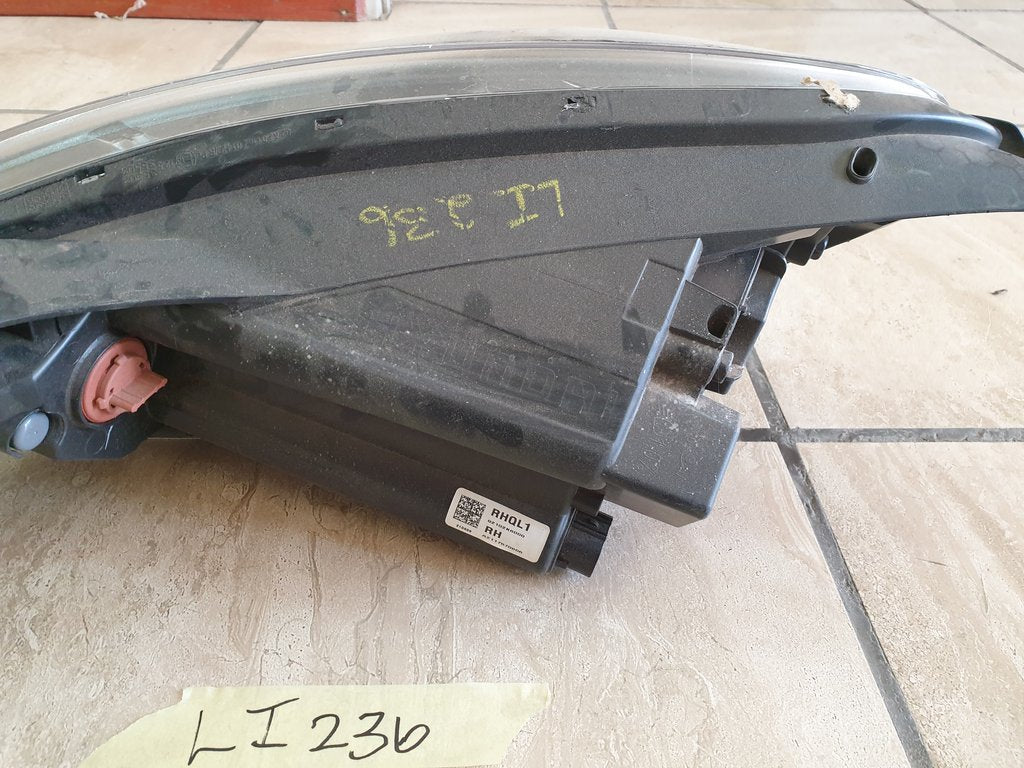 Hyundai I20 Right Headlight