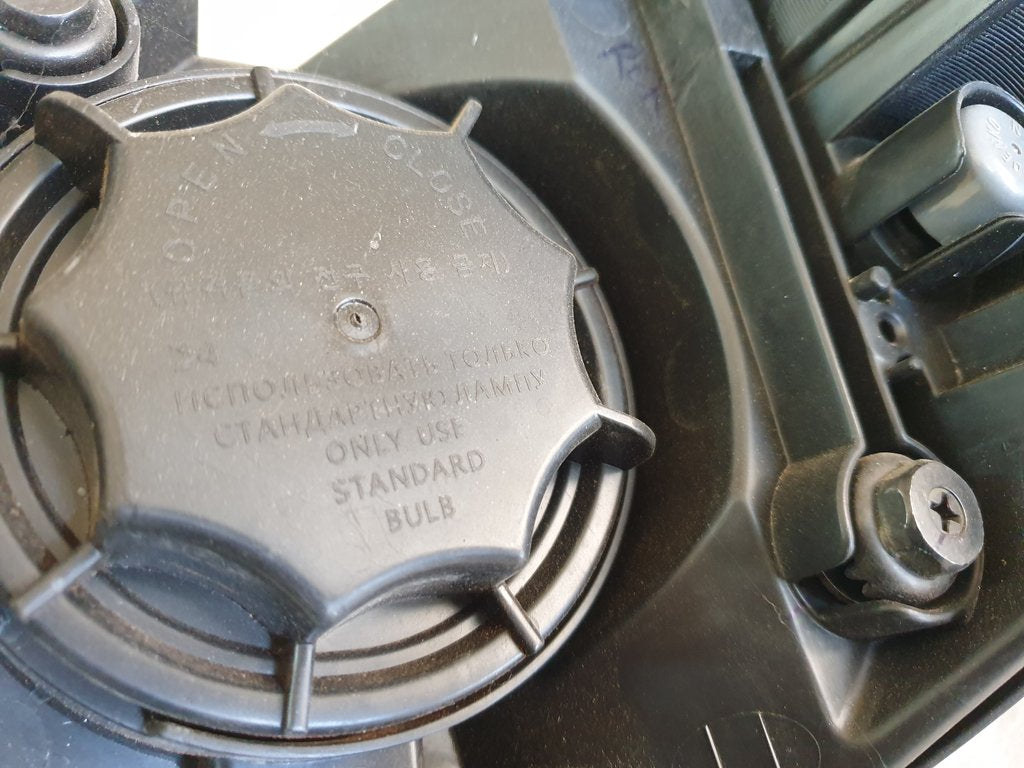 Hyundai I20 Right Headlight