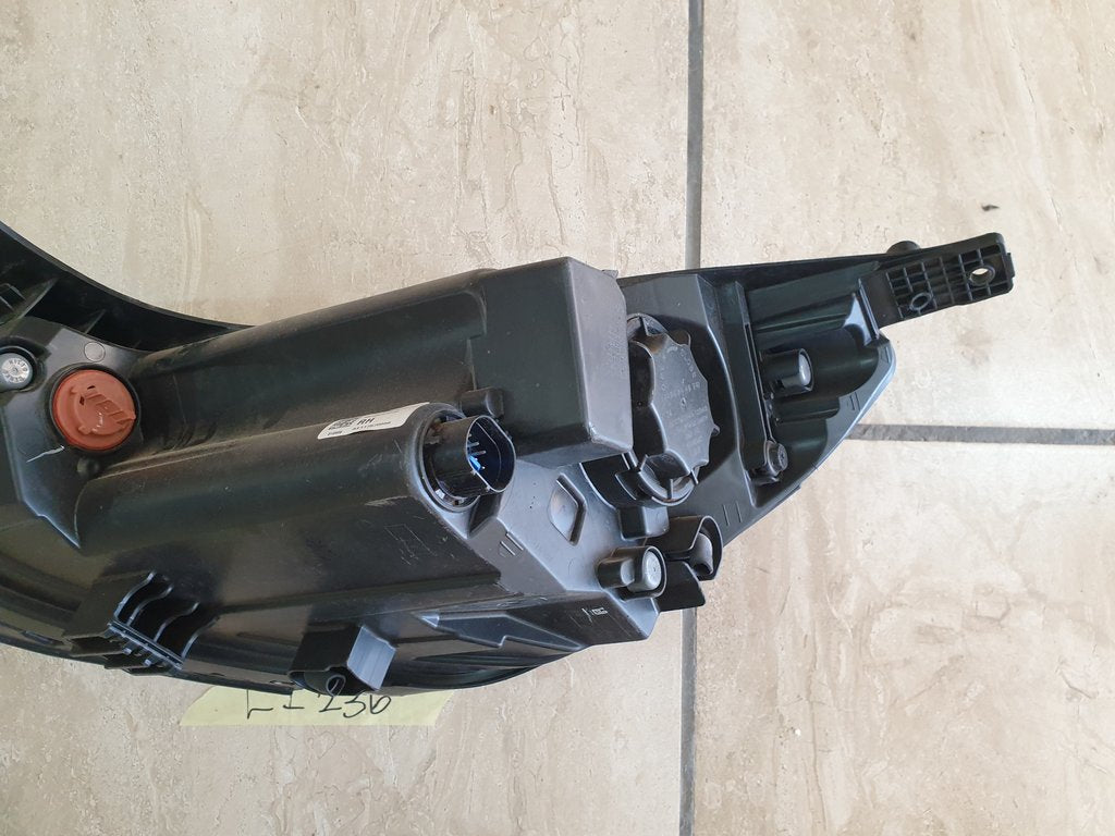 Hyundai I20 Right Headlight