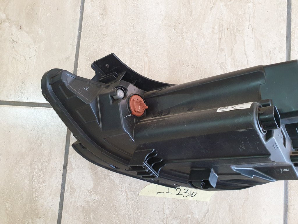 Hyundai I20 Right Headlight