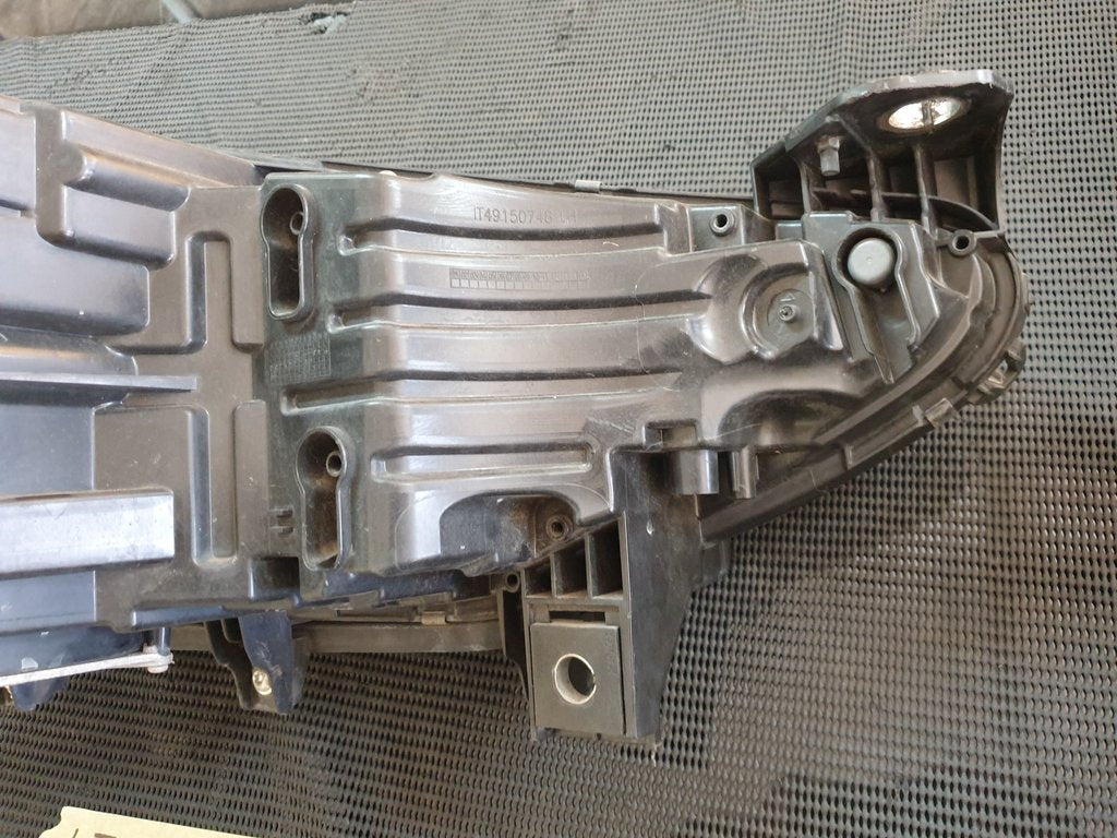 Alfa Romeo Stelvio Left Headlight