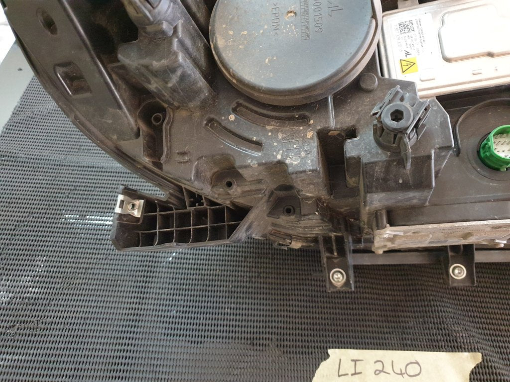 Alfa Romeo Stelvio Left Headlight