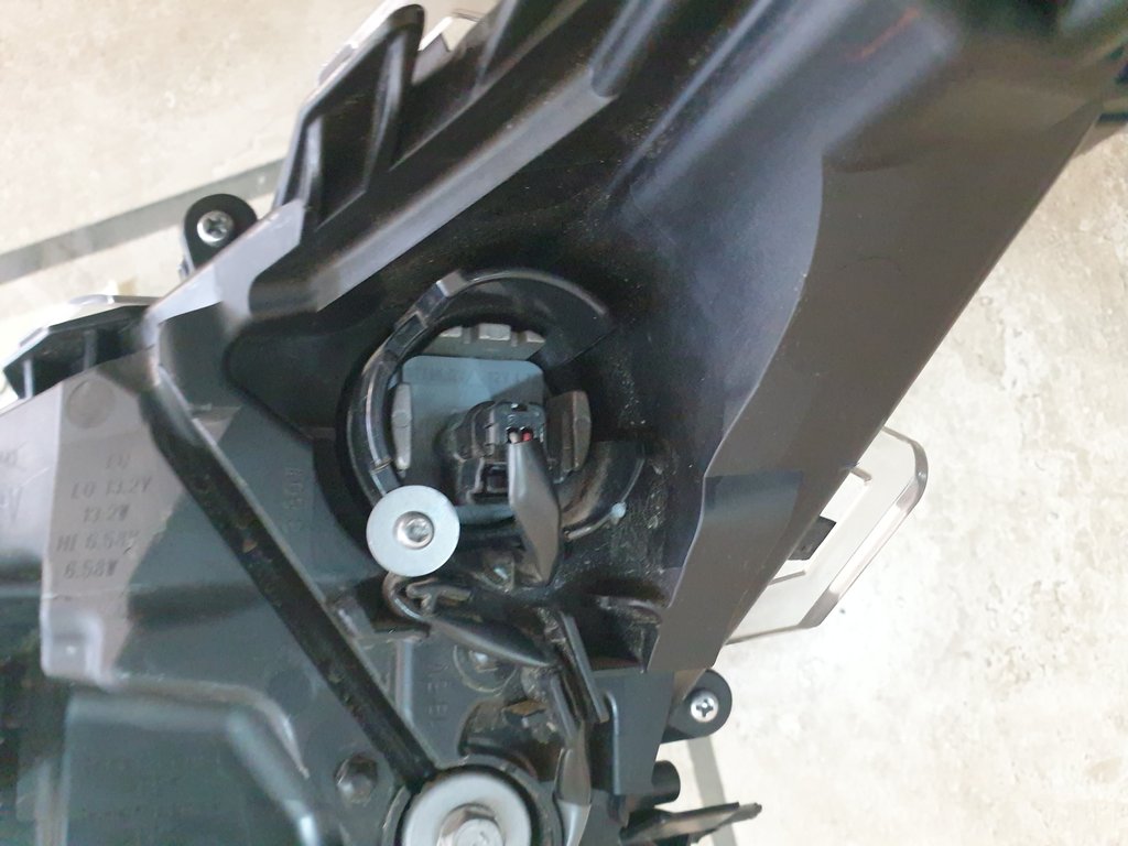 Toyota Rav4 MK5 XA50 Right Headlight